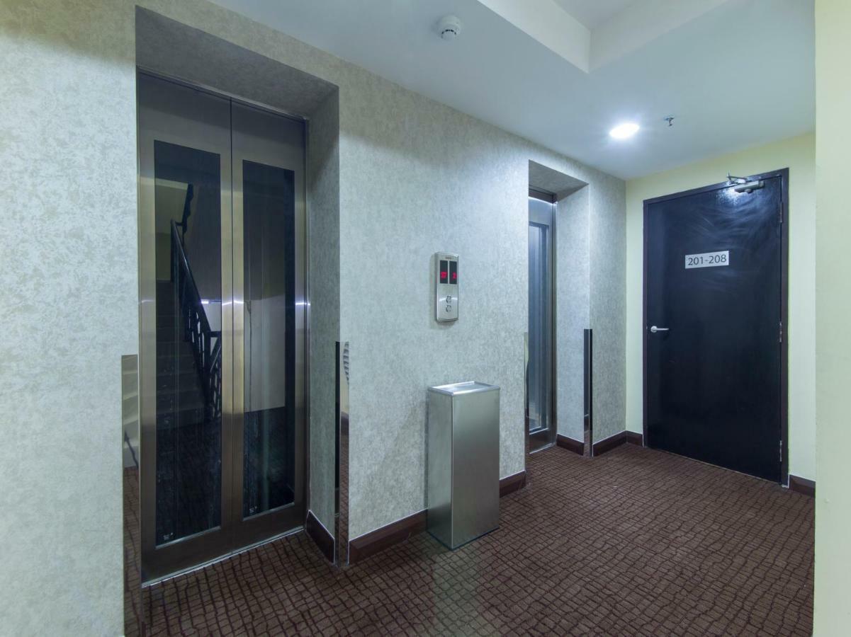 Hotel Midaris Syariah クアラルンプール エクステリア 写真