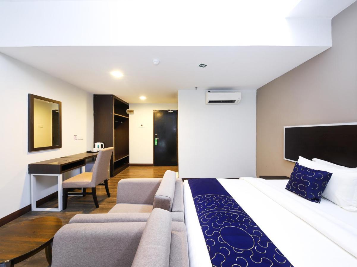 Hotel Midaris Syariah クアラルンプール エクステリア 写真